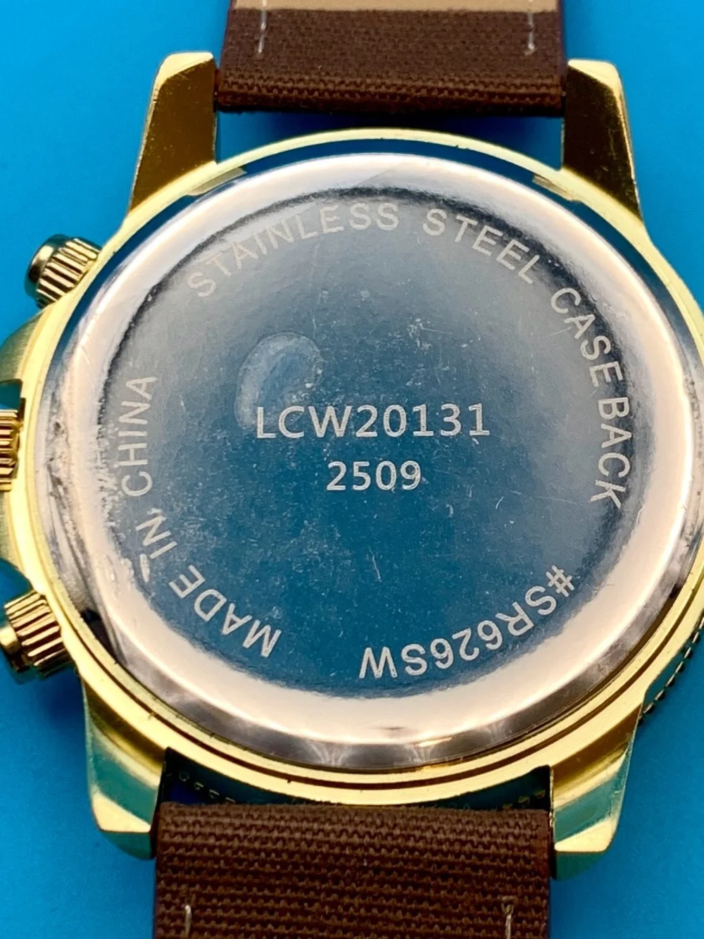 L&CO. Fashion Sport Quartz Wristwatch Faux Subdials Gold Tone Finish Working